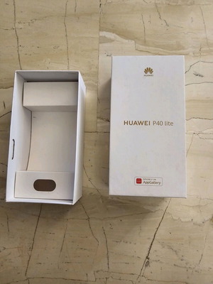 Κουτί για Huawei P40 lite μεταχειρισμένο, σε καλή κατάσταση