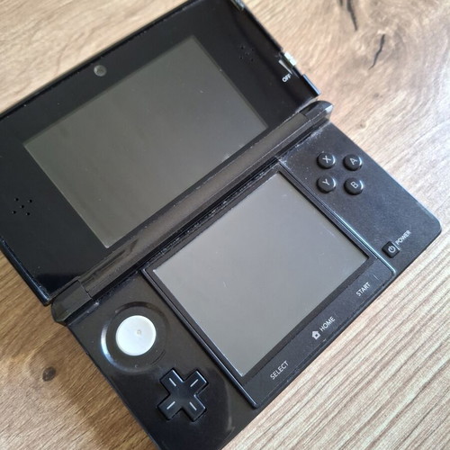 Nintendo 3DS Black like new, Japanese console with Luma