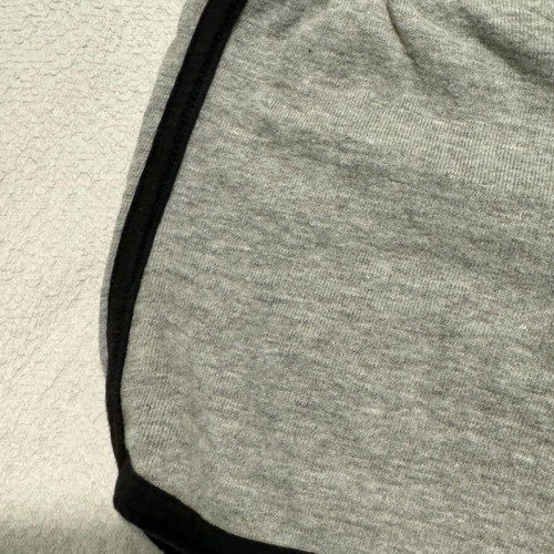 Sports shorts maco gray like new, size os
