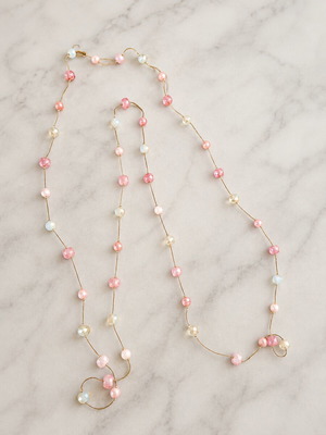 Long necklace with pink and white beads, new