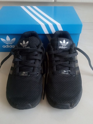 Adidas Originals ZX Flux C черни спортни обувки размер 33 употребявани