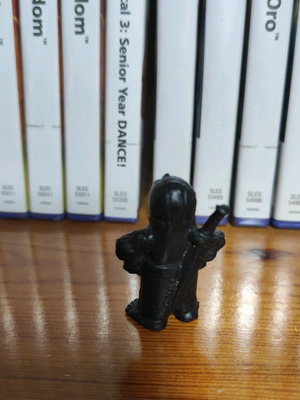 Cosmix alien figure used