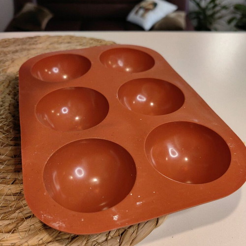 Silicone mold for cupcakes and chocolate bonbons Zola new, 6 cavities