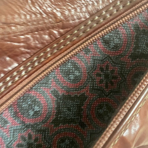 Marc Chantal leather shoulder bag for women like new, brown
