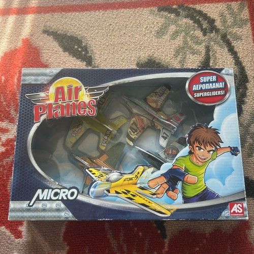 Air planes toy new, pack of 4 aerodynamic planes