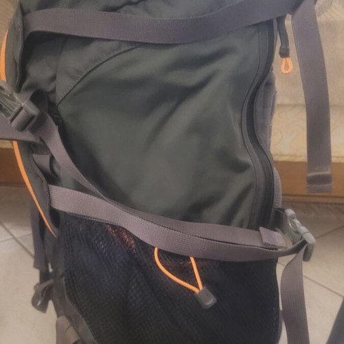 The North Face Terra 60 hiking backpack like new with adjustable Verticool back