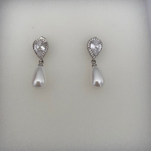 Gloria Hope earrings like new