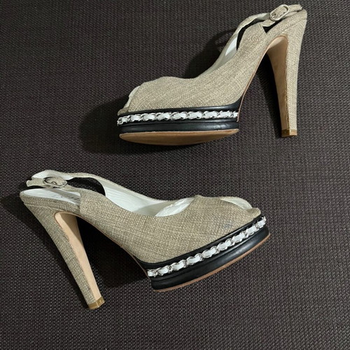 Chanel Beige Canvas Peep Toe Slingback Sandals size 39 like new