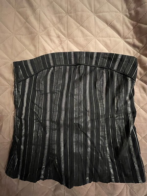 Black t-shirt used size S