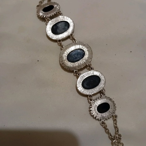 Avon bracelet like new, black and silver