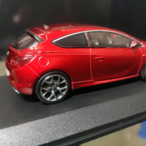 Opel Astra OPC 1/43 new with slight tears on packaging