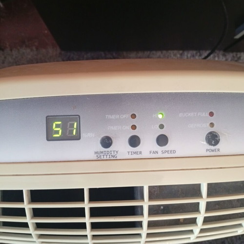 Philco PDH-716EA dehumidifier like new