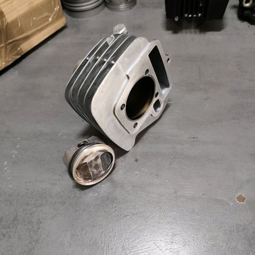 Cylinder piston 56mm red Leo used, six-valve cylinder