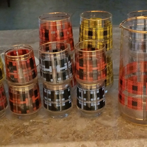 Glass and pitcher set new, total 15 pieces
