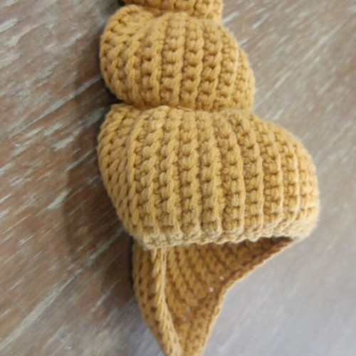 Crochet Seashell new without tags