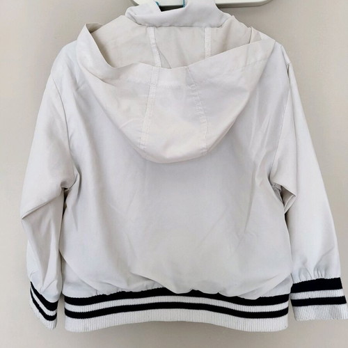 Energiers jacket like new for 4-year-old child, white with blue details