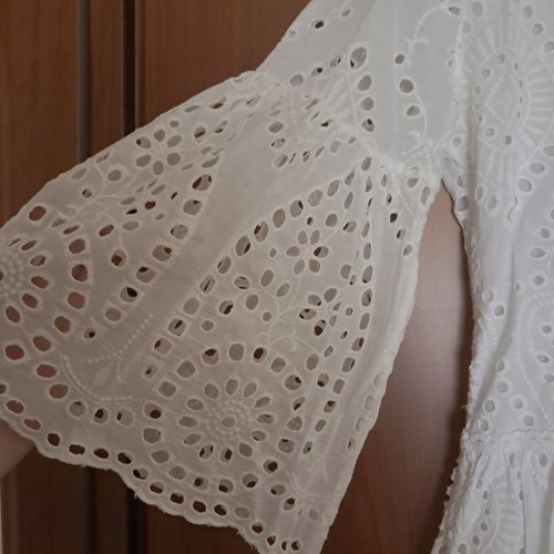 White broderie anglaise cotton dress S/M like new with lining