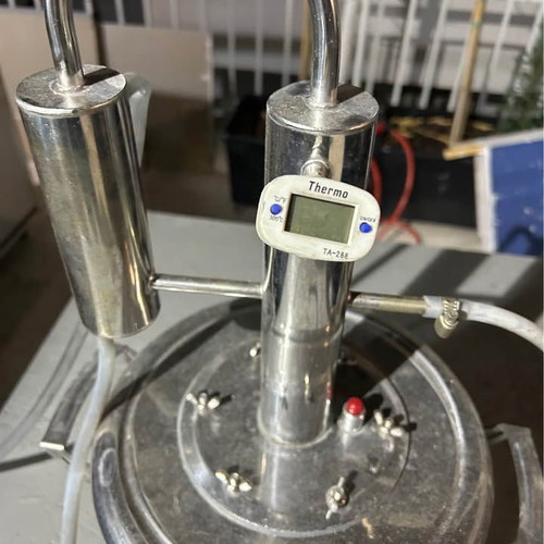 Stainless Steel Distiller 30 Liters with Thermometer like new
