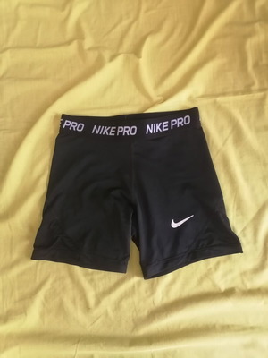 Nike Pro shorts XS black and white