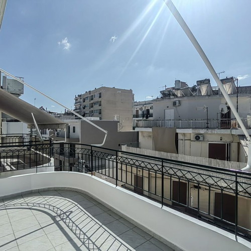 Apartment 70 sqm 5th floor in Keratsini with 2 bedrooms and balconies