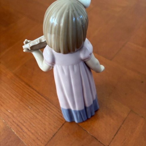 Lladro NAO αγαλματάκι σαν καινούργιο, ύψος 19 εκ.