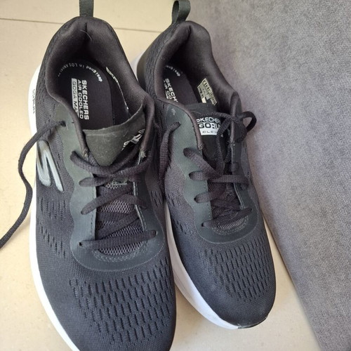 Skechers athletic shoes, size 38, black