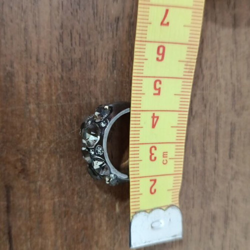 Ring no 9 used in very good condition