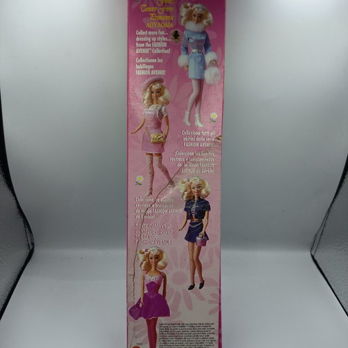 Flower Fun Barbie 1996 Mattel doll like new with original outfit and box