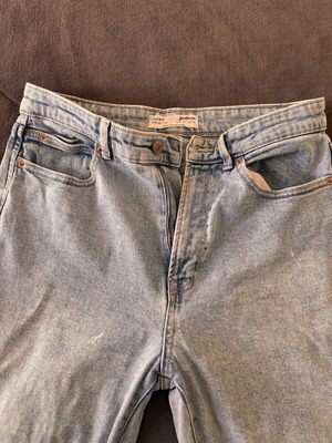 Stradivarius mom slim τζιν παντελόνι μέγεθος 42 σαν καινούργιο, μπλε