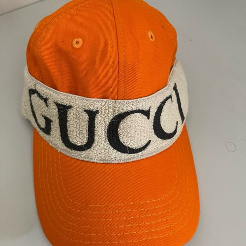 Gucci hat used, orange