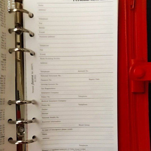 Filofax Personal Finsbury used with internal inserts
