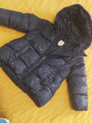 Jacket with hood used for autumn and winter, comfortable