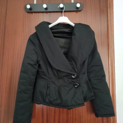 Short black Camelot jacket new, size M