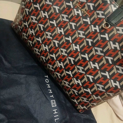 Tommy Hilfiger shoulder bag like new, blue and red, spacious