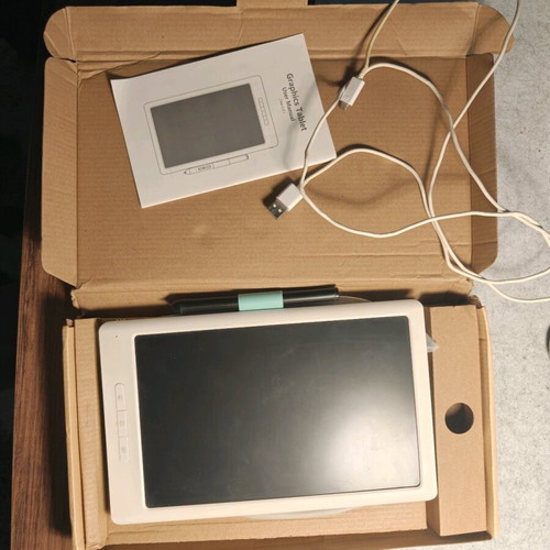 Digital drawing and note-taking tablet used