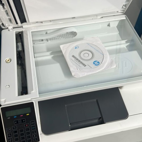 HP Color LaserJet Pro MFP M181fw σαν καινούργιο με WiFi