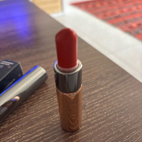 Kiko lipstick red like new