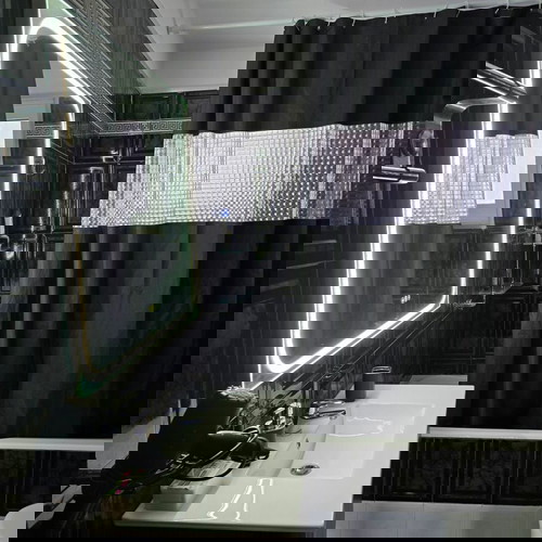 Επιπλωμένο διαμέρισμα 2ου ορόφου σε μονοκατοικία 100τμ στην Αρτέμιδα με θέα θάλασσα