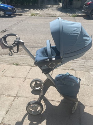 Καρότσι Stokke Xplory V5 σαν καινούργιο, μπλε με αξεσουάρ