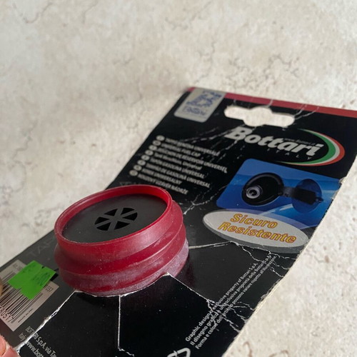 Fuel cap new