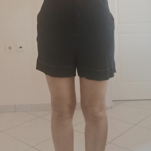 Zara Bermuda shorts like new, size S, black, elastic waist