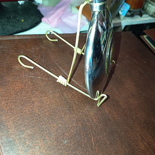 The Dalvey Flask luxury with built-in glass, like new