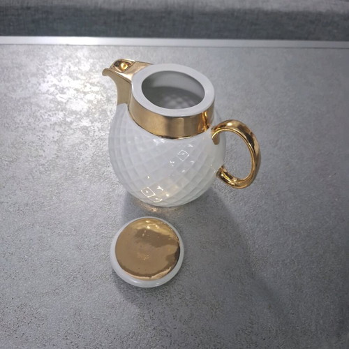 Vintage Ceramic Teapot with Gold Details like new