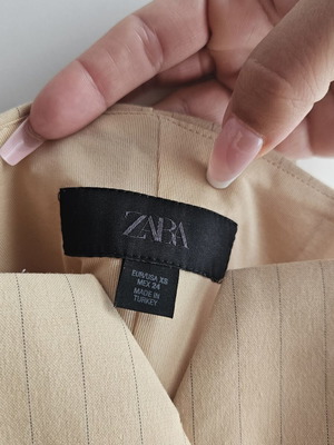 ZARA μπεζ κορσέ τοπ με λεπτές τιράντες