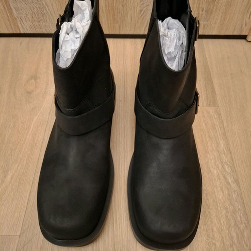Zara leather boots with buckles, size 45, black