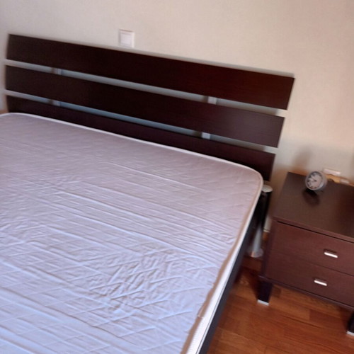 Bo Consept bed 1.60 x 2.00 m with Relax Strom mattress, slats and bedside table