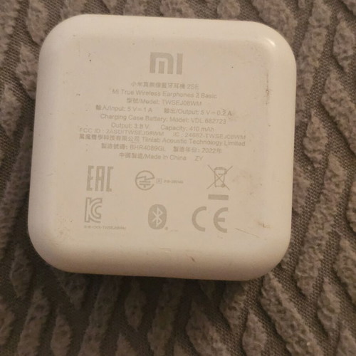 Xiaomi Mi True Wireless Earphones 2 Basic like new with charging case