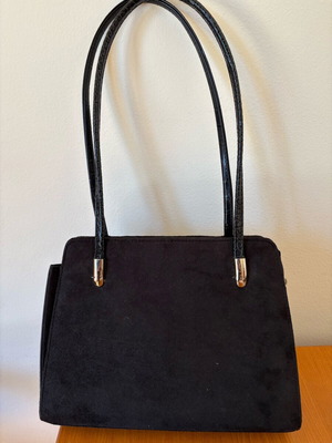 Leather women's bag like new