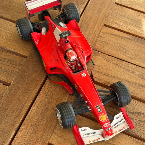 Ferrari F1 1:18 Hot Wheels model used, Michael Schumacher edition