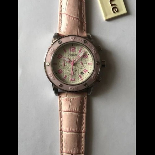 Vogue 202017201 pink wristwatch new with leather strap